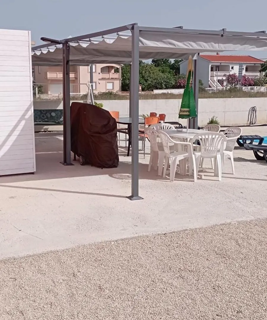 Penzion U Kapitana Διαμέρισμα Vir Κροατία