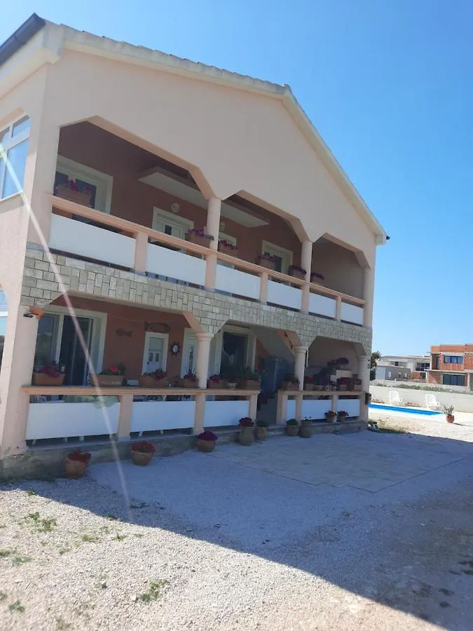Apartmán Penzion u Kapitána Vir